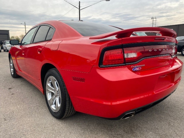 Dodge Charger Vehicle Full-screen Gallery Image 04