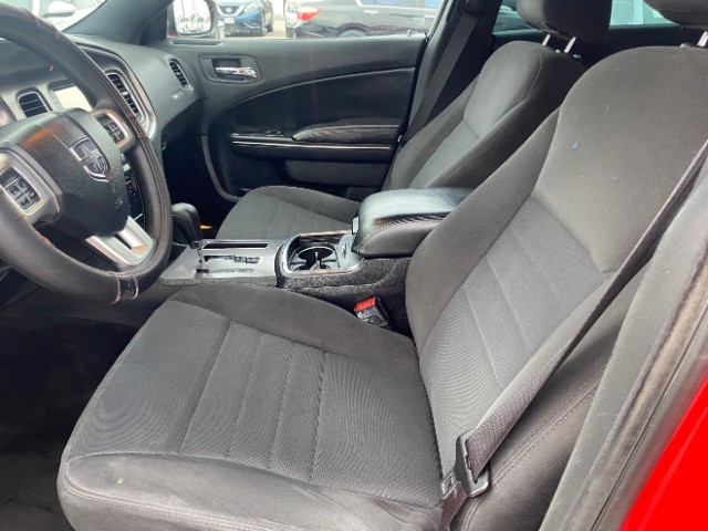 Dodge Charger Vehicle Full-screen Gallery Image 08