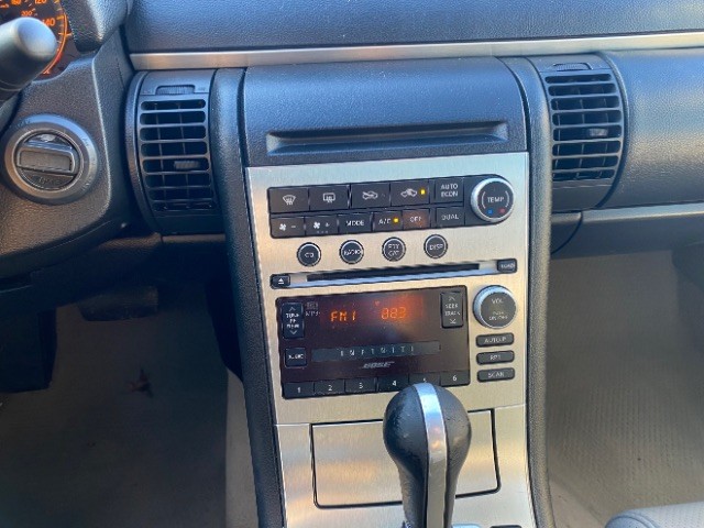 INFINITI G35 Sedan Vehicle Full-screen Gallery Image 13