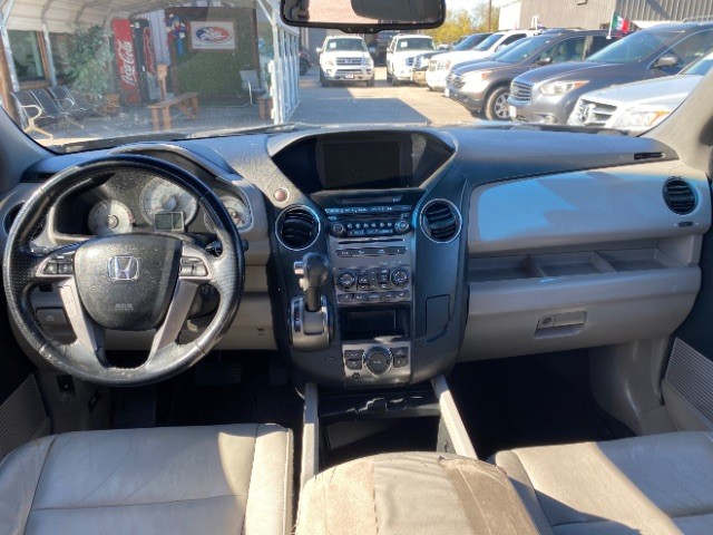 Honda Pilot Vehicle Full-screen Gallery Image 06