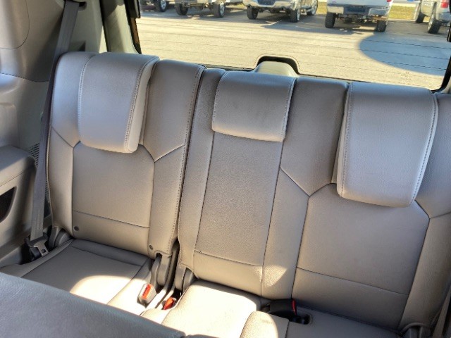 Honda Pilot Vehicle Full-screen Gallery Image 07