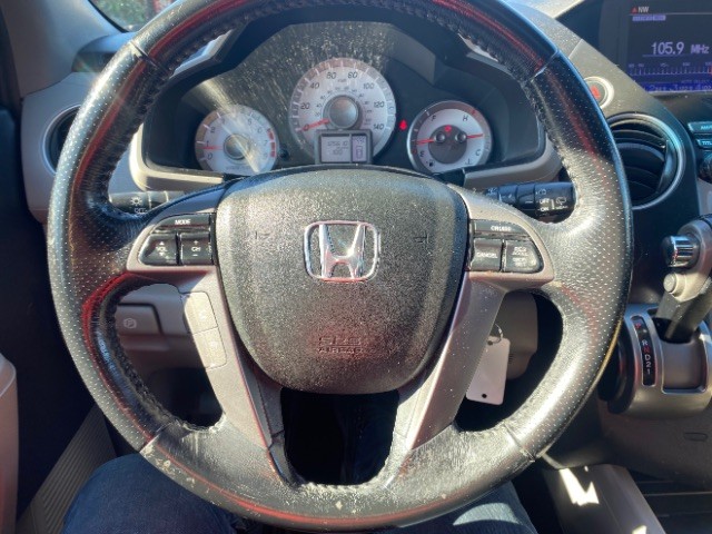 Honda Pilot Vehicle Full-screen Gallery Image 16