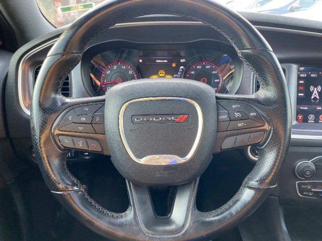 Dodge Charger Vehicle Full-screen Gallery Image 13