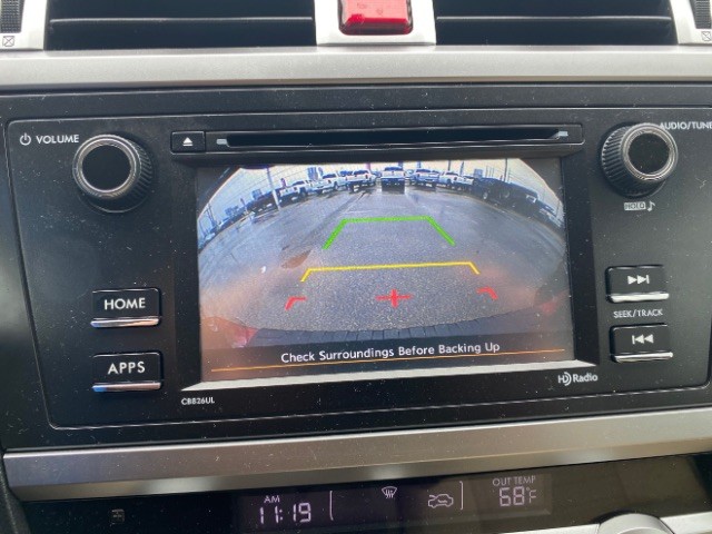 Subaru Outback Vehicle Full-screen Gallery Image 13