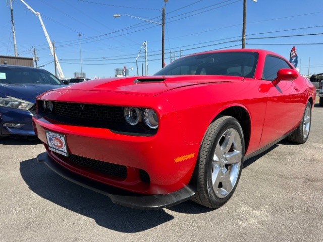 2018 Dodge Challenger SXT's photo