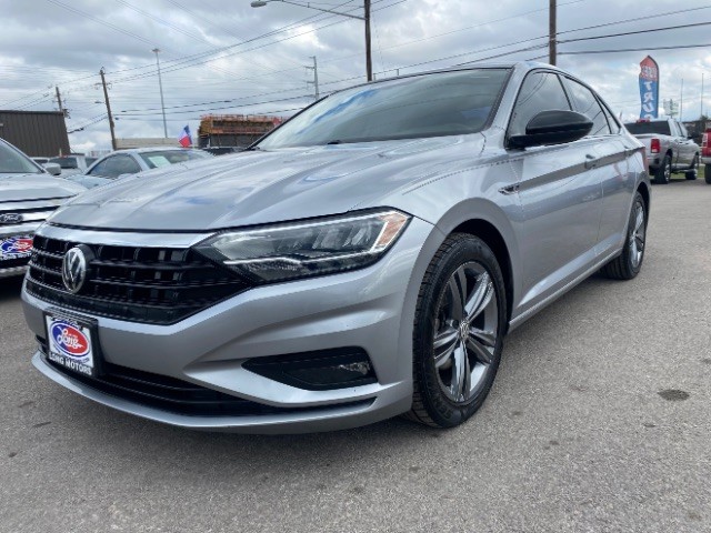 Volkswagen Jetta Vehicle Full-screen Gallery Image 03