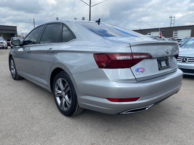 Volkswagen Jetta Vehicle Full-screen Gallery Image 04