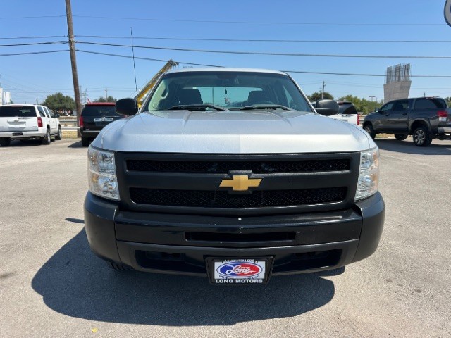 Chevrolet Silverado 1500 Vehicle Full-screen Gallery Image 03