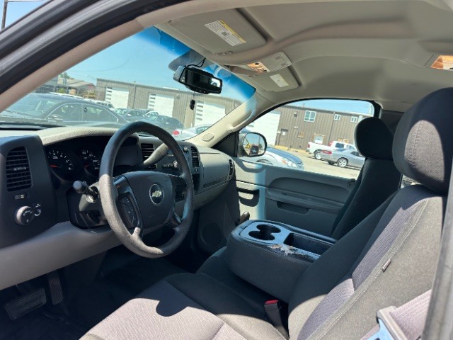 Chevrolet Silverado 1500 Vehicle Full-screen Gallery Image 10