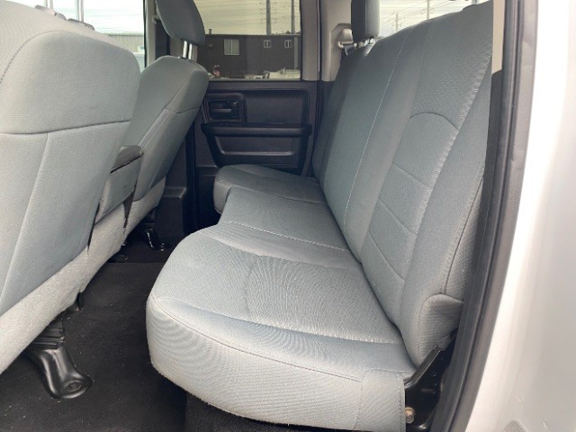 Ram 1500 Classic Vehicle Full-screen Gallery Image 07