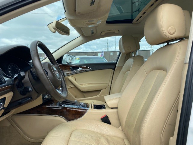 Audi A6 Vehicle Full-screen Gallery Image 07