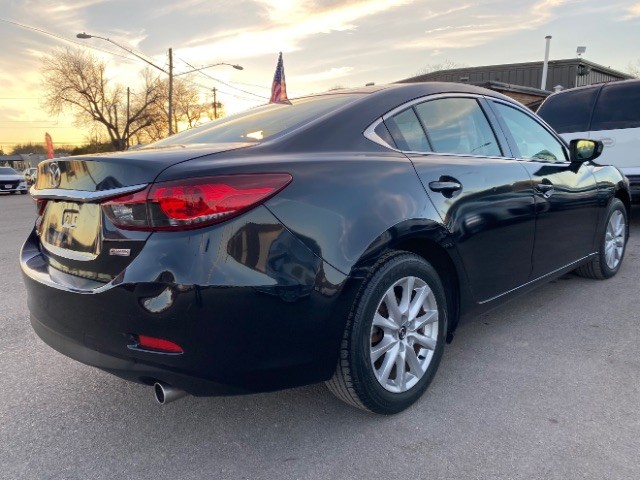 Mazda Mazda6 Vehicle Full-screen Gallery Image 05