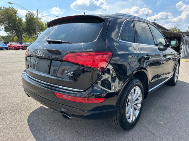 Audi Q5 Vehicle Full-screen Gallery Image 04