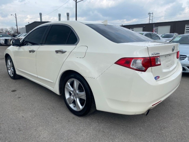 Acura TSX Vehicle Full-screen Gallery Image 04