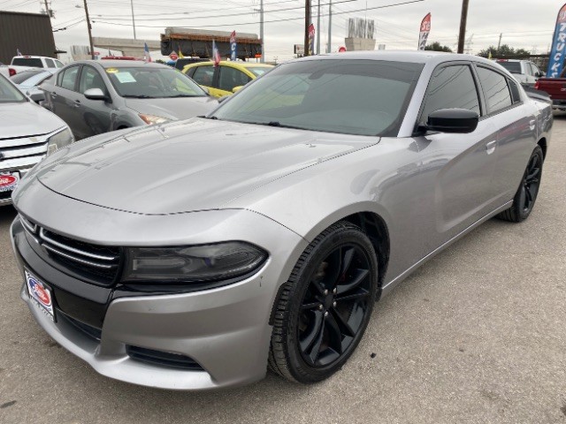 Dodge Charger Vehicle Full-screen Gallery Image 03