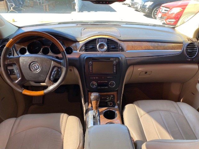 Buick Enclave Vehicle Full-screen Gallery Image 05