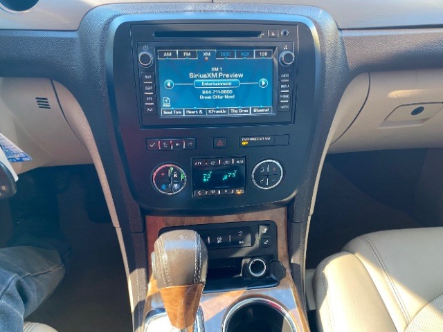 Buick Enclave Vehicle Full-screen Gallery Image 12