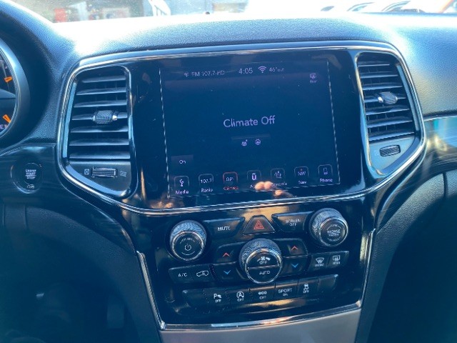 Jeep Grand Cherokee Vehicle Full-screen Gallery Image 13