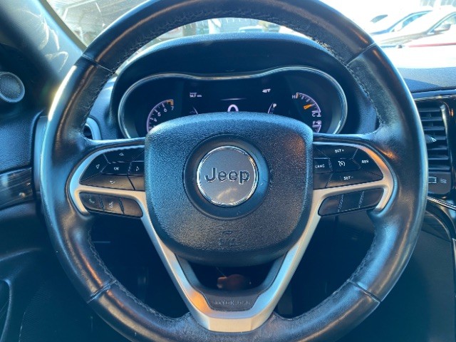 Jeep Grand Cherokee Vehicle Full-screen Gallery Image 15