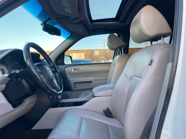 Honda Pilot Vehicle Full-screen Gallery Image 09