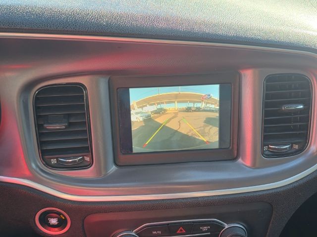 Dodge Charger Vehicle Full-screen Gallery Image 11