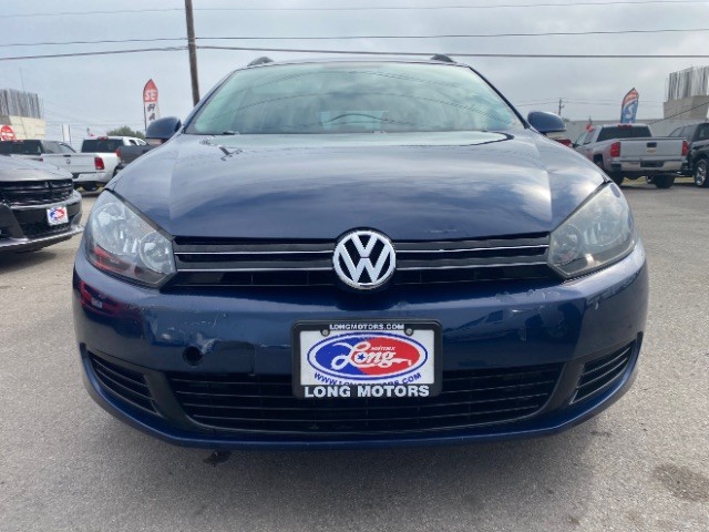 Volkswagen Jetta SportWagen Vehicle Full-screen Gallery Image 02