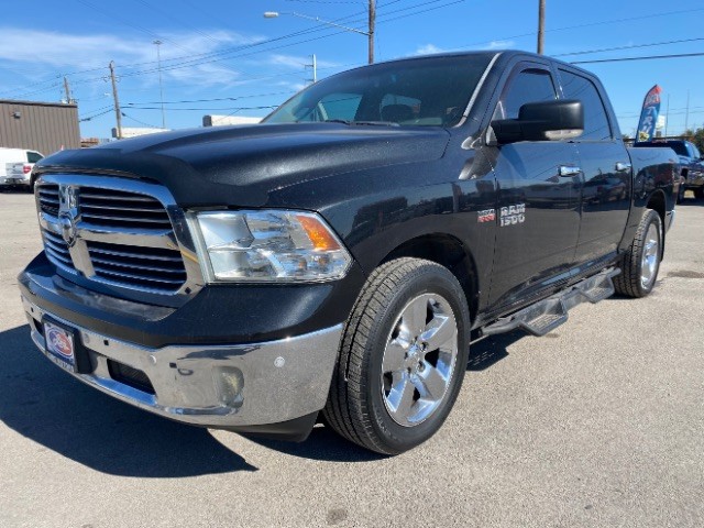 Ram 1500 Vehicle Full-screen Gallery Image 03