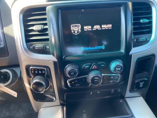 Ram 1500 Vehicle Full-screen Gallery Image 12