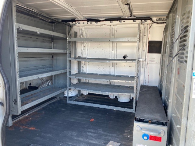 Chevrolet Express Cargo Van Vehicle Full-screen Gallery Image 07