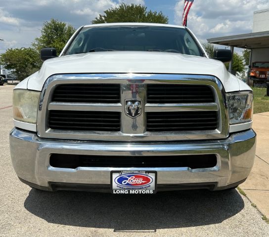 Ram 2500 Vehicle Full-screen Gallery Image 03