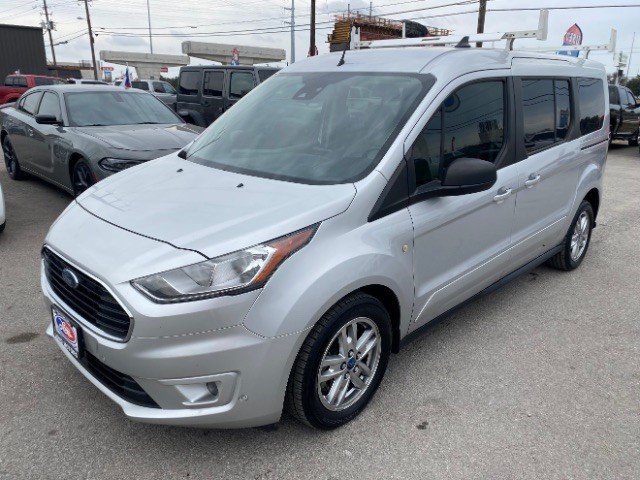 Ford Transit Connect Wagon Vehicle Full-screen Gallery Image 03