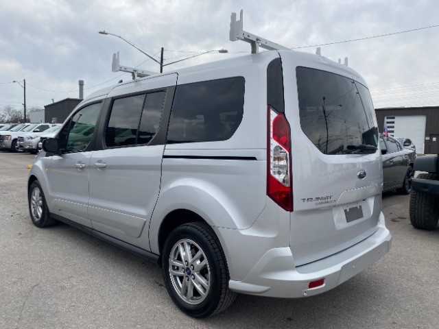 Ford Transit Connect Wagon Vehicle Full-screen Gallery Image 04