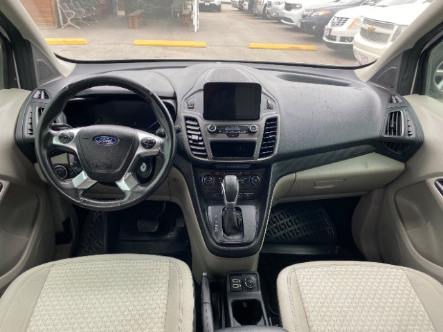 Ford Transit Connect Wagon Vehicle Full-screen Gallery Image 06