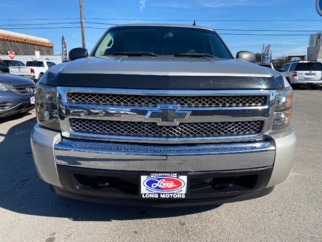 Chevrolet Silverado 1500 Vehicle Full-screen Gallery Image 02