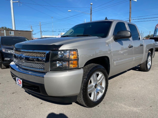 Chevrolet Silverado 1500 Vehicle Full-screen Gallery Image 03