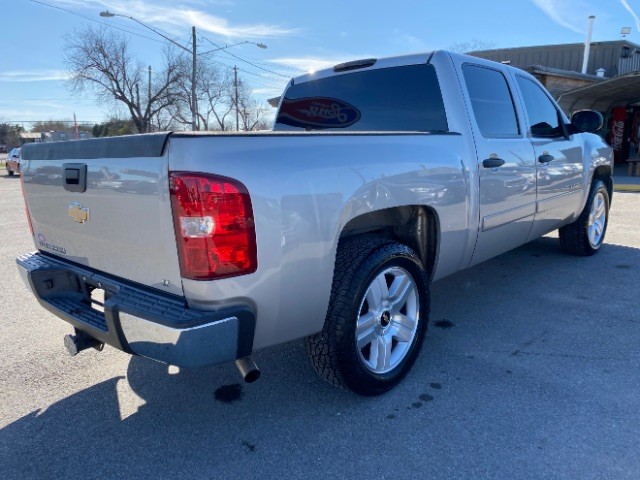 Chevrolet Silverado 1500 Vehicle Full-screen Gallery Image 05