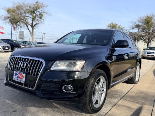 Audi Q5 Vehicle Full-screen Gallery Image 02