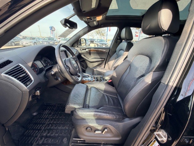 Audi Q5 Vehicle Full-screen Gallery Image 07