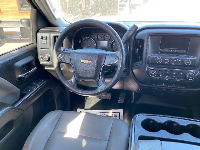 Chevrolet Silverado 2500HD Built After Aug 14 Vehicle Full-screen Gallery Image 11
