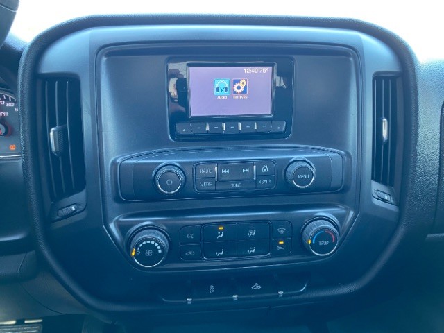 Chevrolet Silverado 2500HD Built After Aug 14 Vehicle Full-screen Gallery Image 12