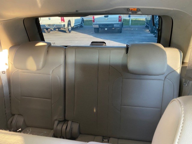 Chevrolet Tahoe Vehicle Full-screen Gallery Image 07