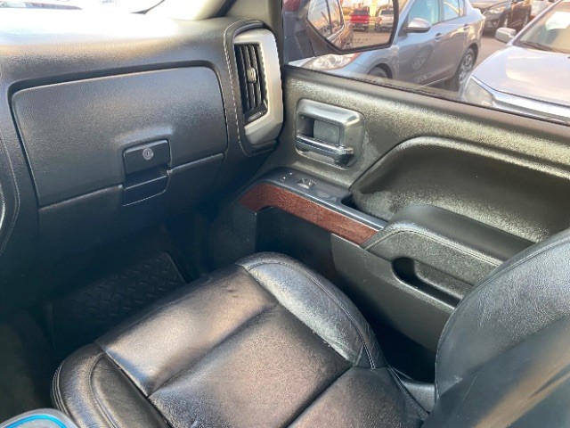 GMC Sierra 1500 Vehicle Full-screen Gallery Image 10