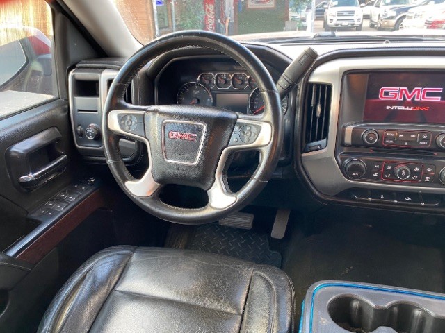 GMC Sierra 1500 Vehicle Full-screen Gallery Image 11