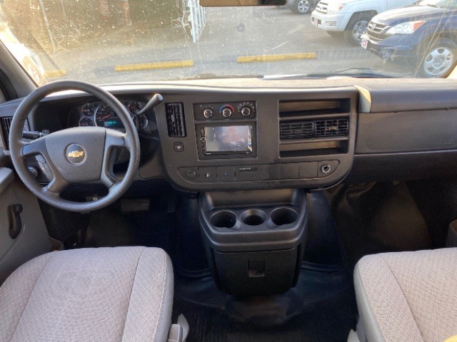 Chevrolet Express Cargo Van Vehicle Full-screen Gallery Image 06