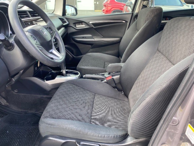 Honda Fit Vehicle Full-screen Gallery Image 08