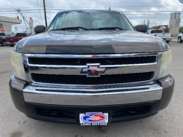 Chevrolet Silverado 1500 Vehicle Full-screen Gallery Image 02