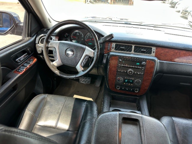 Chevrolet Avalanche Vehicle Full-screen Gallery Image 08