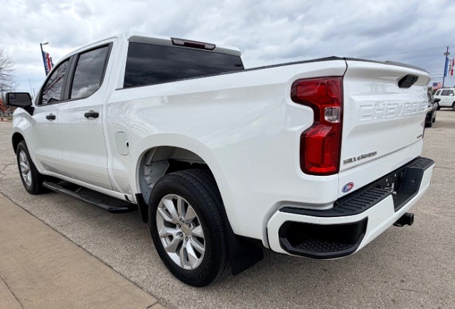 Chevrolet Silverado 1500 Vehicle Full-screen Gallery Image 05