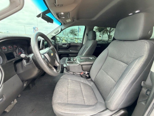 Chevrolet Silverado 1500 Vehicle Full-screen Gallery Image 08