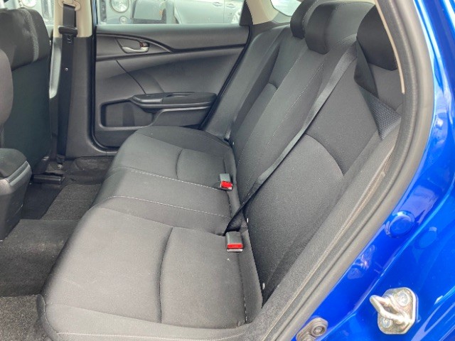 Honda Civic Sedan Vehicle Full-screen Gallery Image 07